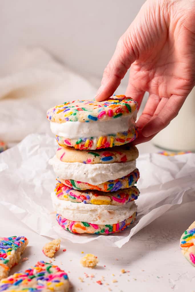 ice cream cookie sandwiches