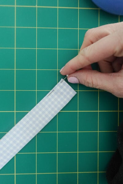 pinning the diy pacifier clip.