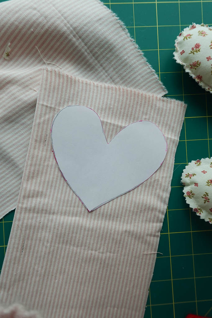 heart template for heart garland.